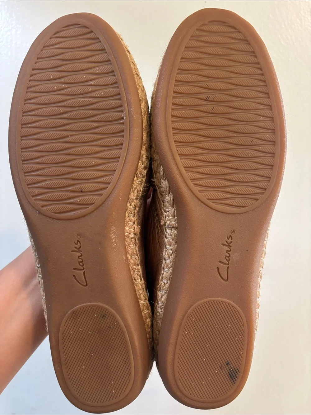 Clarks slip espadrilles